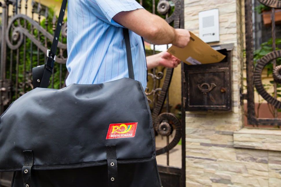 Fehér megyei postásokat vettek őrizetbe
