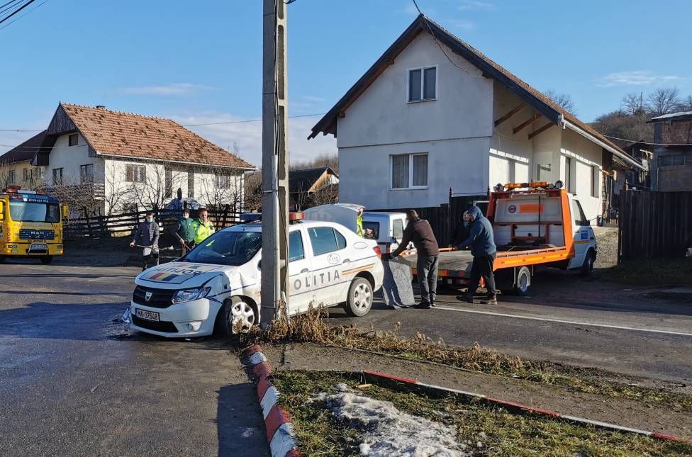 A rendőrautó okozhatta a balesetet a Lukoilnál