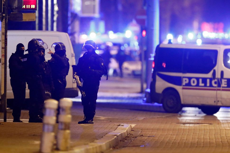 Lelőtték a strasbourgi merénylőt