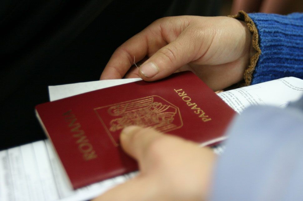 Kellene a román útlevél?