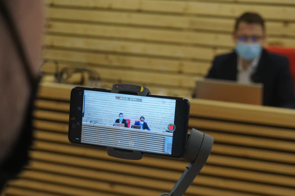 Nem megy át szó nélkül a hivatal költségvetése