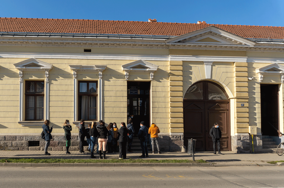 Ha személyit cserélnél választás előtt