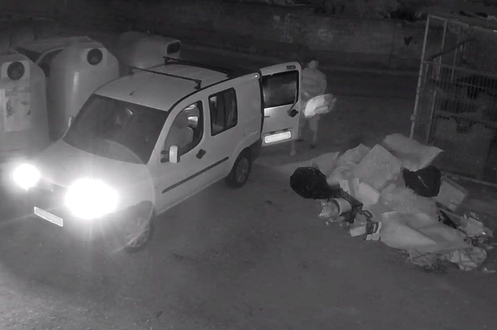 Nyakon csípték a szemetelőt