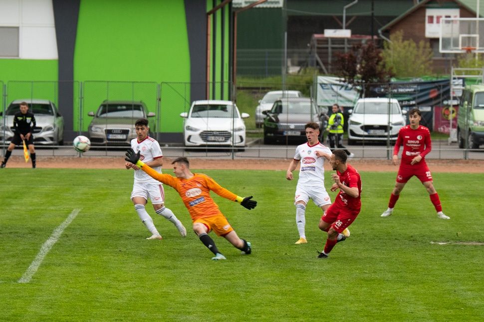 Négy perc alatt döntötték el a meccset Simóék