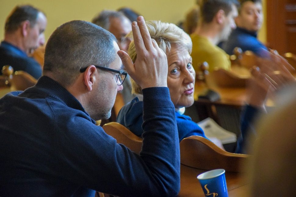 Élő közvetítés az októberi tanácsülésről