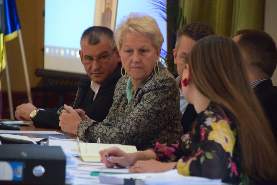 Nehezen, de végül átment a helyi adók kiigazítása