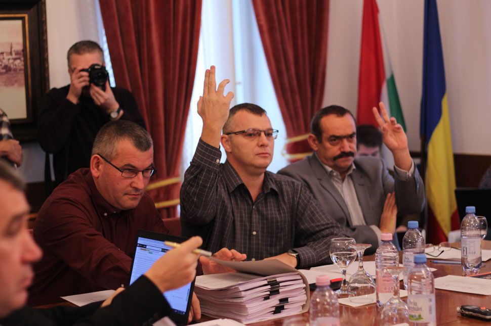 Élő közvetítés a novemberi tanácsülésről