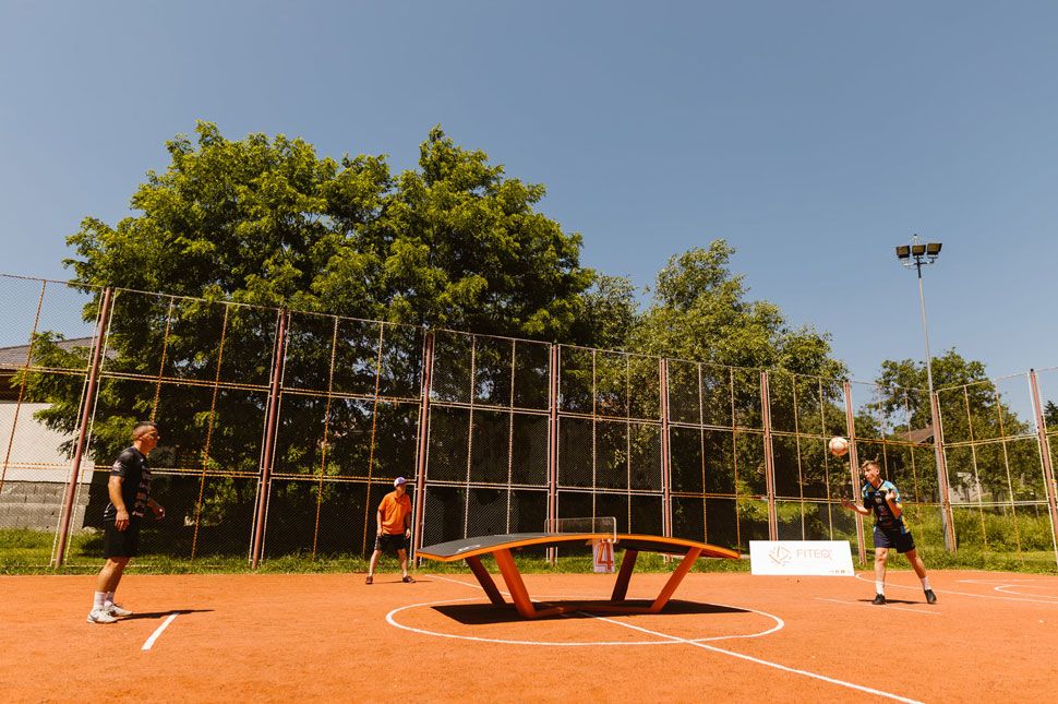 Teqball: minden arany az udvarhelyieké