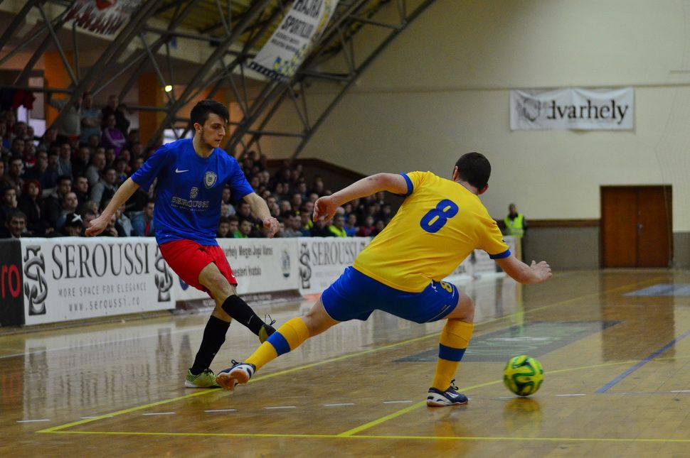 A rájátszásban folytatják a teremfocisok