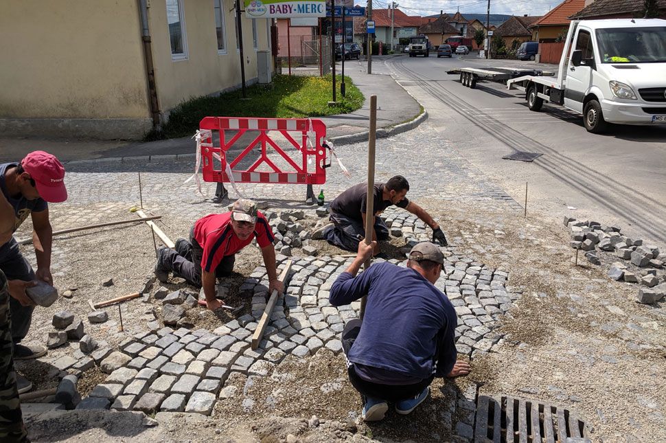 Lerakták az utolsó köveket a Termés utcában