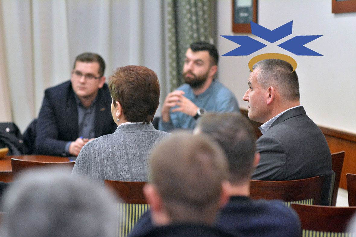 Sokkoló: a koronavírus-maffia áll Gálfi kézmosós pártja mögött
