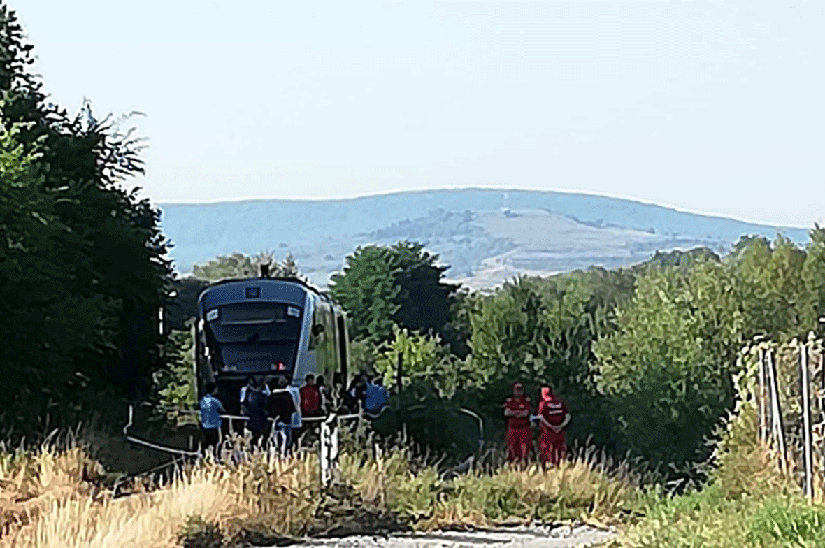 A vonat elé vetette magát egy nő