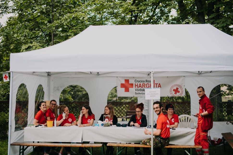 Lázat mérnek a piacon