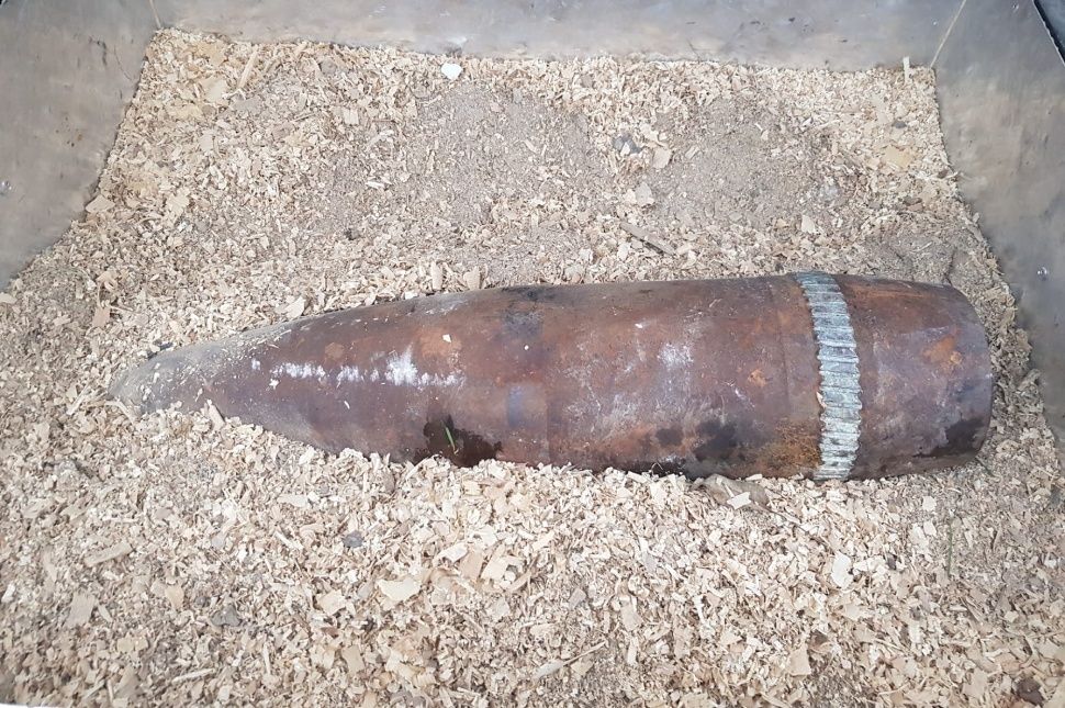 Lövedéket adott le ócskavasnak