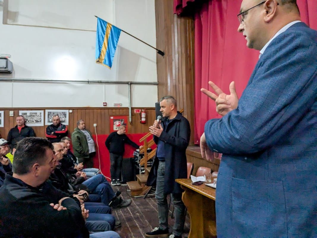 Tud-e valamit a szenátor arról, hogy van-e valamilyen spekuláció az ügy mögött?