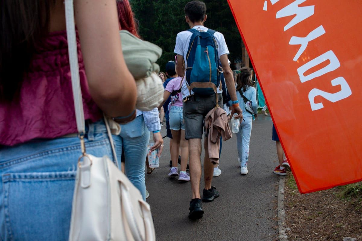 Nem tudott bemenni az előre megvásárolt jegyével, még meg is alázták Tusványoson