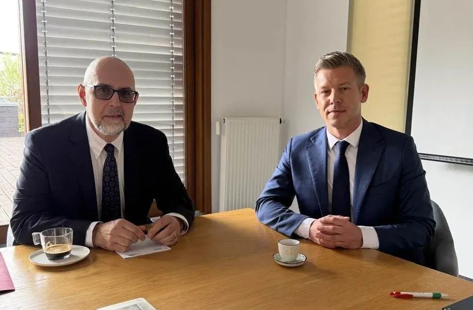 Magyar Péter Kelemennek: Az RMDSZ maradjon távol a magyar belpolitikai vitáktól