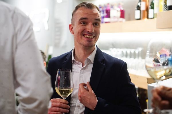 Borbolyék hizlalták közpénzen az udvarhelyi RMDSZ ügyvezető elnökét