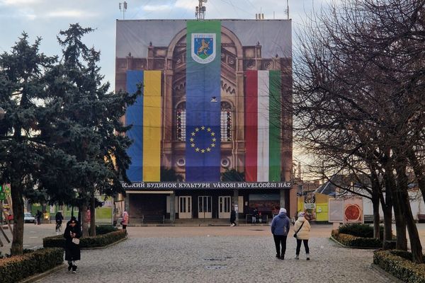 Egy napom egy háborús ország peremén