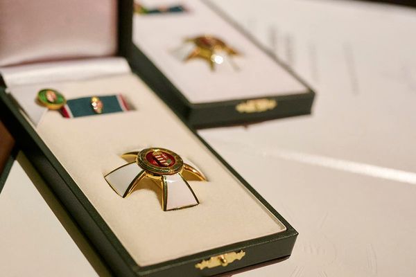 FRISSÍTVE: Hat udvarhelyi származású alkotó kapott magyar állami elismerést