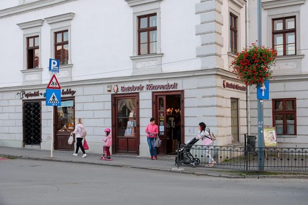 Szerettem velük lenni, bár a szülők, nagyszülők ellenezték