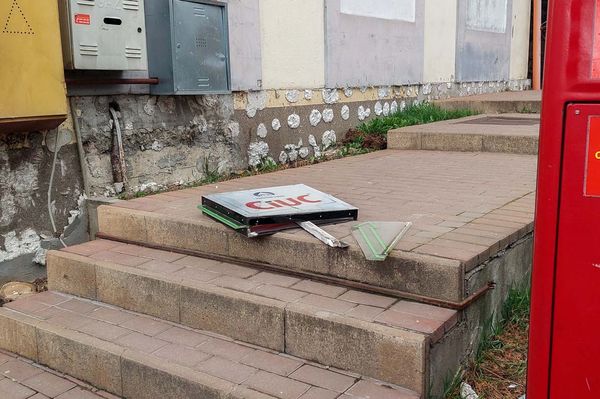 Tegyél követ a zsebedbe, el ne vigyen a szél