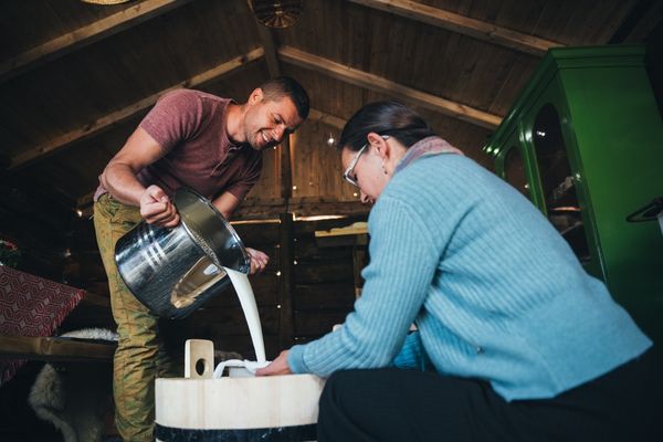 Látod, milyen könnyű? Tényleg nem nehéz munka ez.