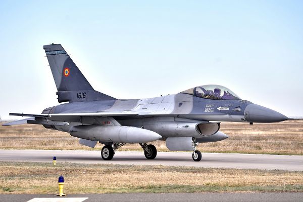 Megérkeztek az utolsó F-16-os vadászgépek Fetești-re