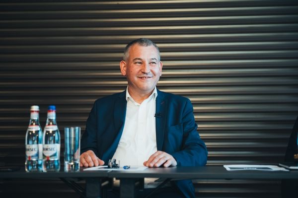 Élő közvetítés: Gálfi bejelentette indulását a polgármesteri címért (frissítve)