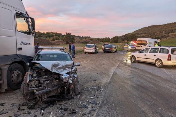 Két autó ütközött Keményfalva határában