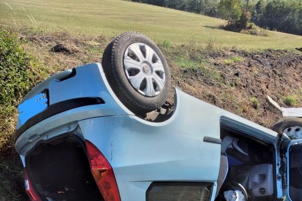 Beszorultak az autóba a Kénosi-tetőn történt baleset áldozatai