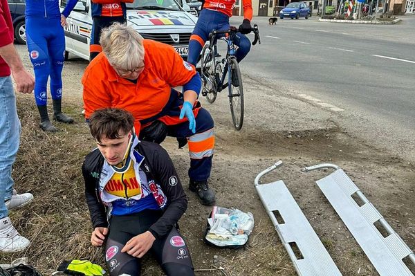 Elütötték a volt sportminiszter országúton kerékpározó fiát