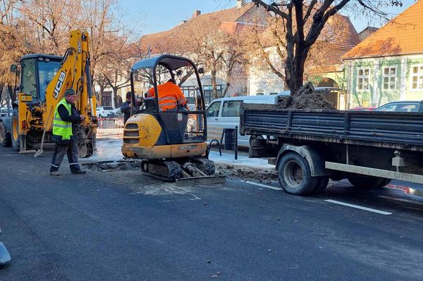 Alig száradt meg az aszfalt, már fel is kellett túrni