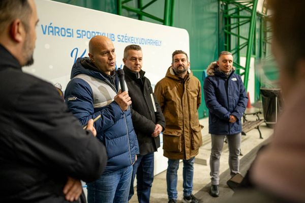 Hosszú Katinka és családi olimpia Udvarhelyen?