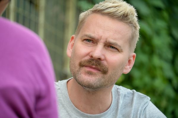 Székelyföld összes unitárius templomában énekelt már a Telex főszerkesztője