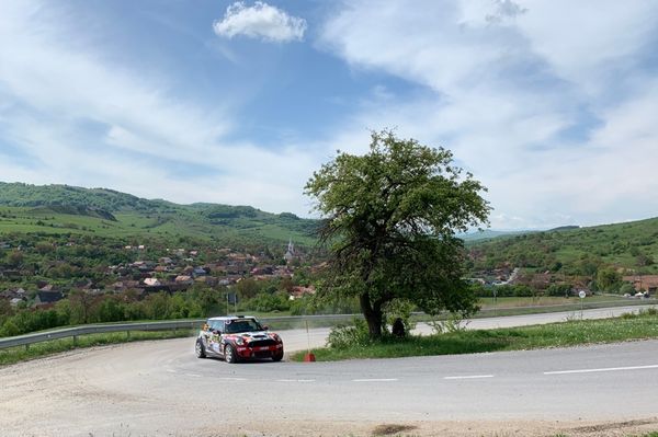 Szakadt a féltengely, elúszott a dobogó