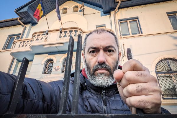 Bentlakás-dosszié: börtönnel fenyeget az ügyészség