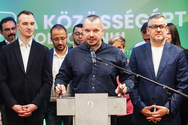 Így ferdített Szinusz és az RMDSZ
