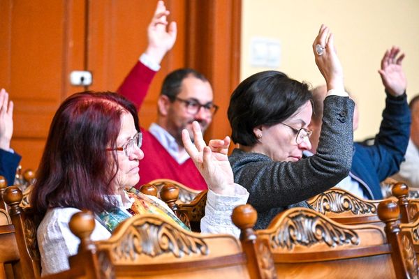Időutazás Madonnával az áprilisi tanácsülésen