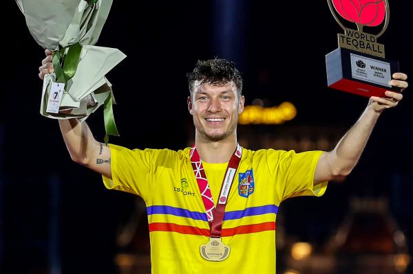 Apor ismét a világ tetején