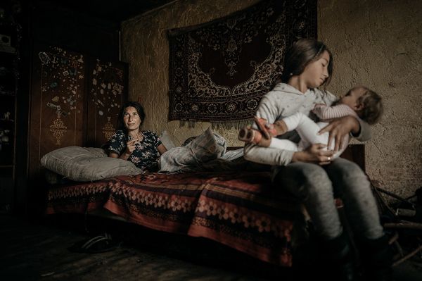 Mi történik, amikor egy közösséget egy folyó választ el a világtól?