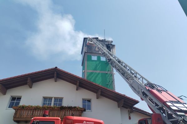 Kigyulladt egy fűrészpor siló Zeteváralján