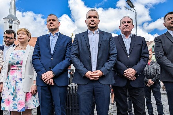 Gondoltad volna, hogy ilyen hitükben kiteljesedett, mélykatolikus vezetőink vannak?