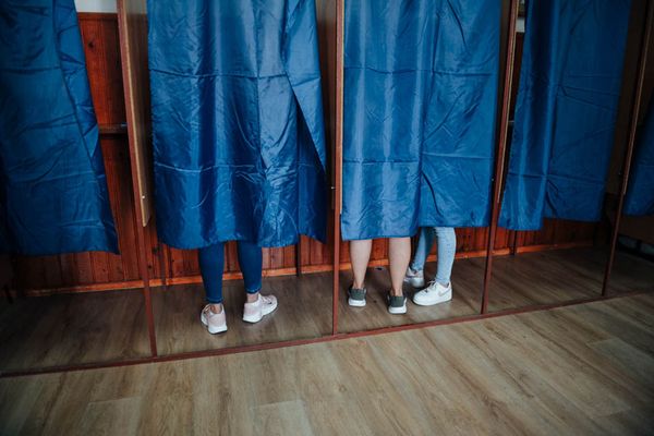 Folytatódik a konzultáció a kormány és a pártok között a választások időpontjáról