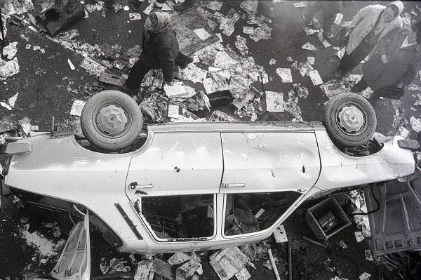 Kettős kiállítással emlékezünk szabadság fotográfusára és a ’89-es eseményekre