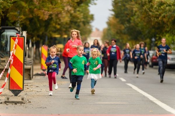 Közel ezer nagykövet, ötven civil szervezet és több mint 1 millió lej