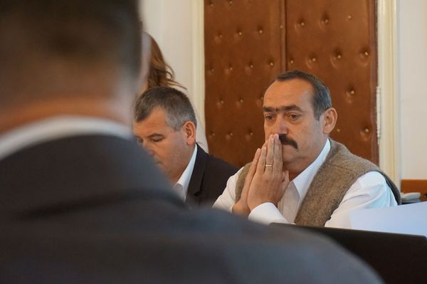 Élő közvetítés a májusi tanácsülésről