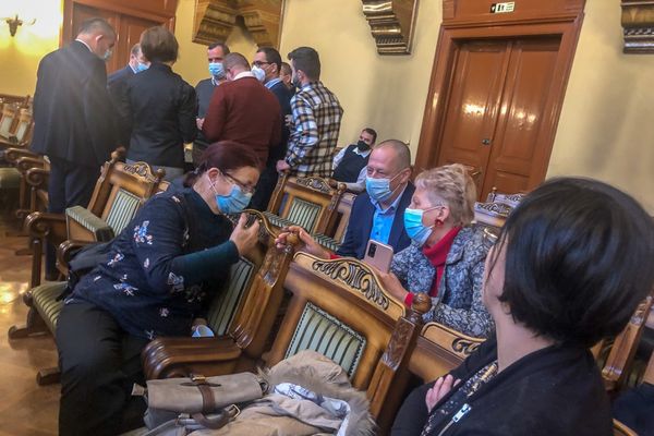 Begurulhatnánk az óvodába, orvosi központba