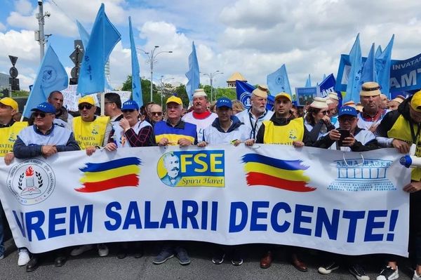 A kormány megemelte a tanügyi fizetéseket (frissítve)