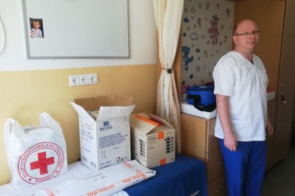 Kesztyűs kézzel a családorvosok is